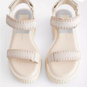 Dolce Vita Tan Sandals Size 8.5